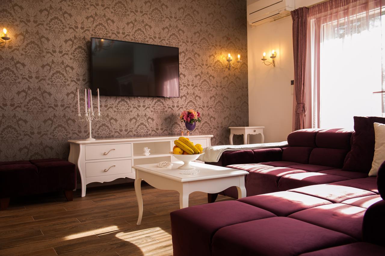 Luxury Villa Kate - In Lucice Bay With Turquoise Sea, Amazing Seaviews, And Heated Pool Milna  Exteriér fotografie