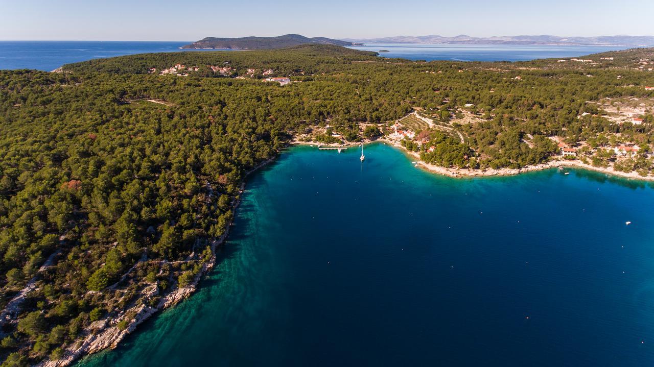 Luxury Villa Kate - In Lucice Bay With Turquoise Sea, Amazing Seaviews, And Heated Pool Milna  Exteriér fotografie